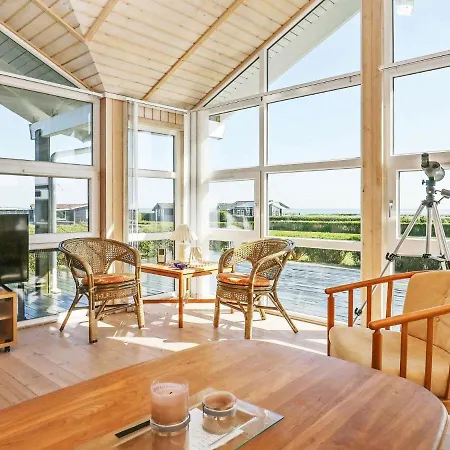 בית נופש 6 Person In Saeby-by Traum *