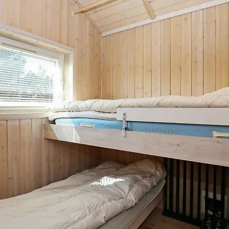 בית נופש 6 Person In Saeby-by Traum